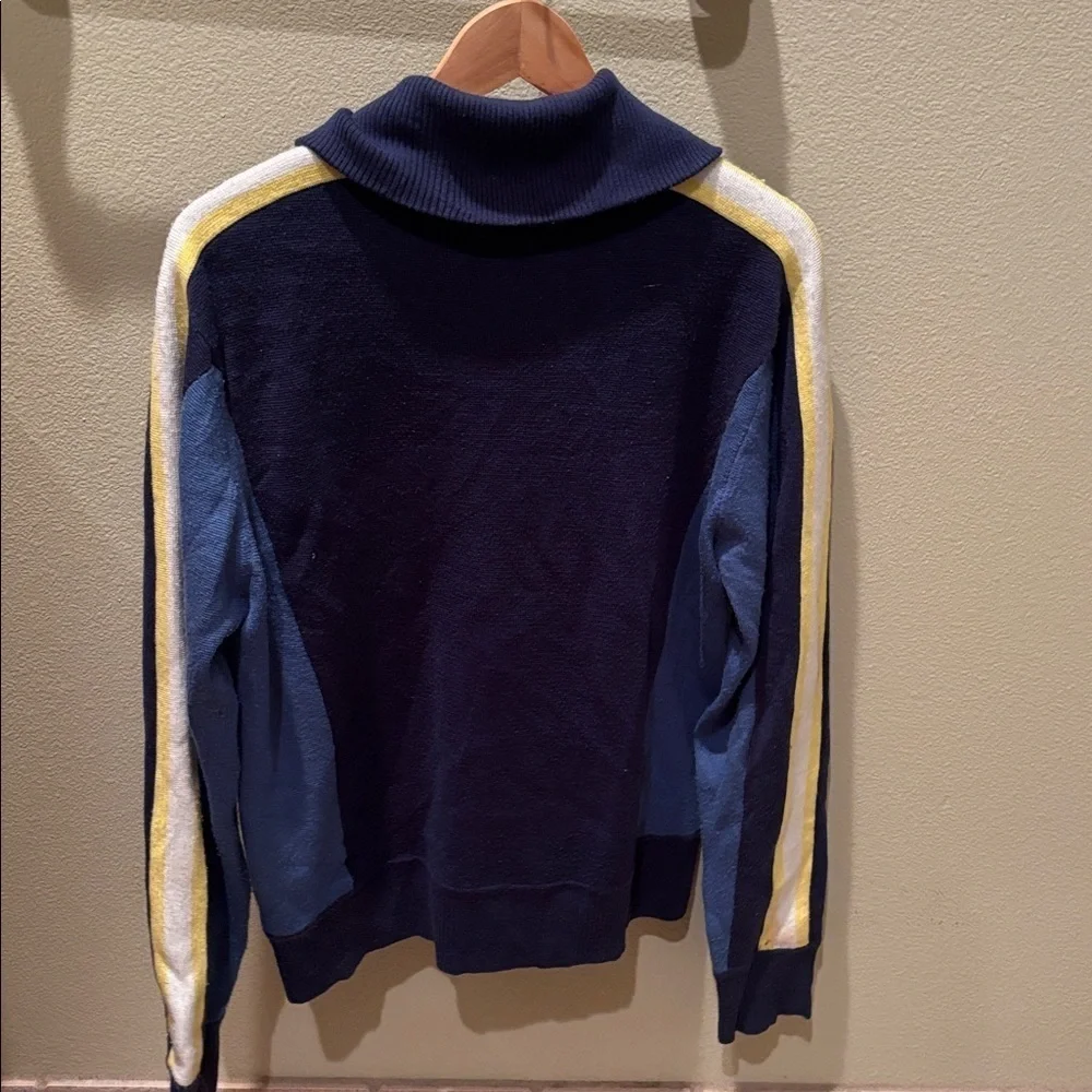 Vintage Y2K Pepe Jeans Dark Blue and Light Blue  sweater Jacket